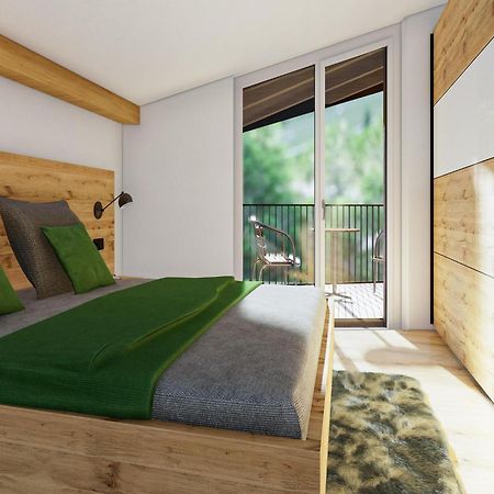 Bergzeit Flat Saalbach Directly On The Ski Piste Екстериор снимка